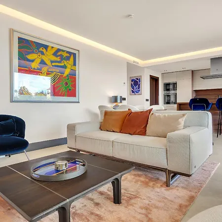 Διαμέρισμα - 3 Bedroom Luxury By Finest Μαρμπέλλα