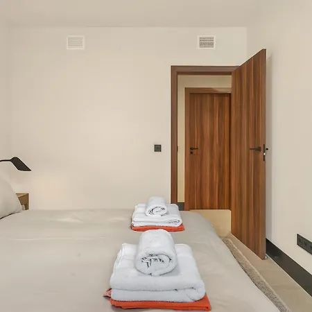 - 3 Bedroom Luxury By Finest Appartement Marbellac