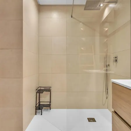 - 3 Bedroom Luxury By Finest Appartement *