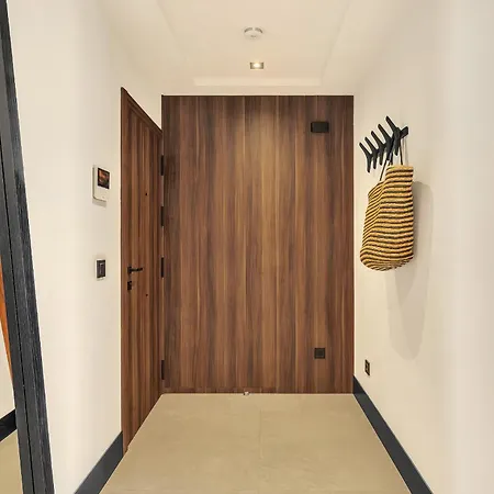 Διαμέρισμα - 3 Bedroom Luxury By Finest