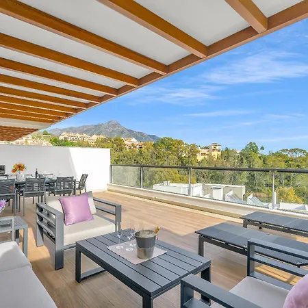 - 3 Bedroom Luxury By Finest شقة