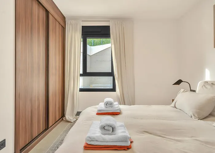 - 3 Bedroom Luxury By Finest