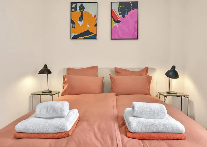 - 3 Bedroom Luxury By Finest *